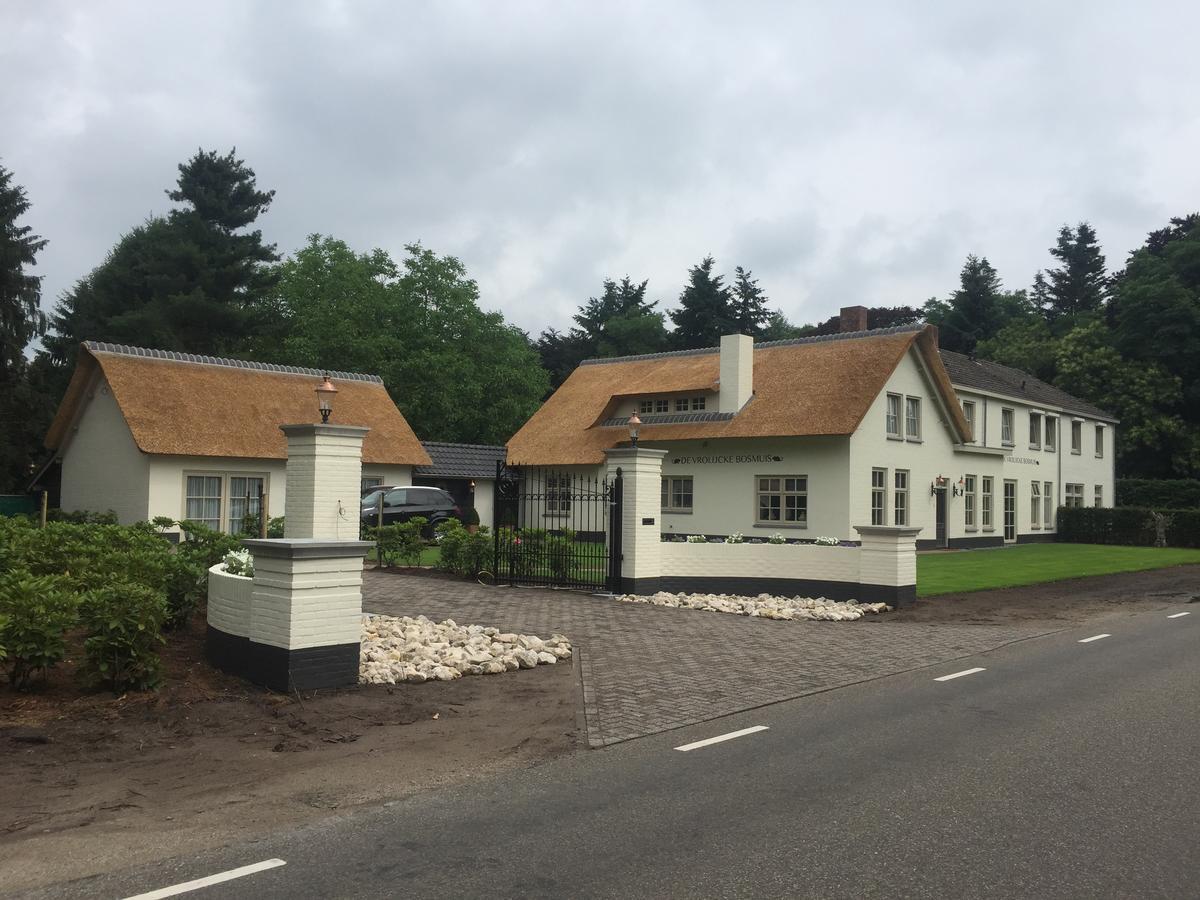 De Vrolijcke Bosmuis Bed and Breakfast Bergeijk Exteriör bild